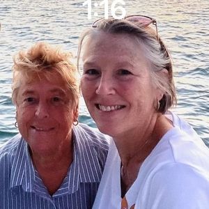 Meet your Posher, Debbie